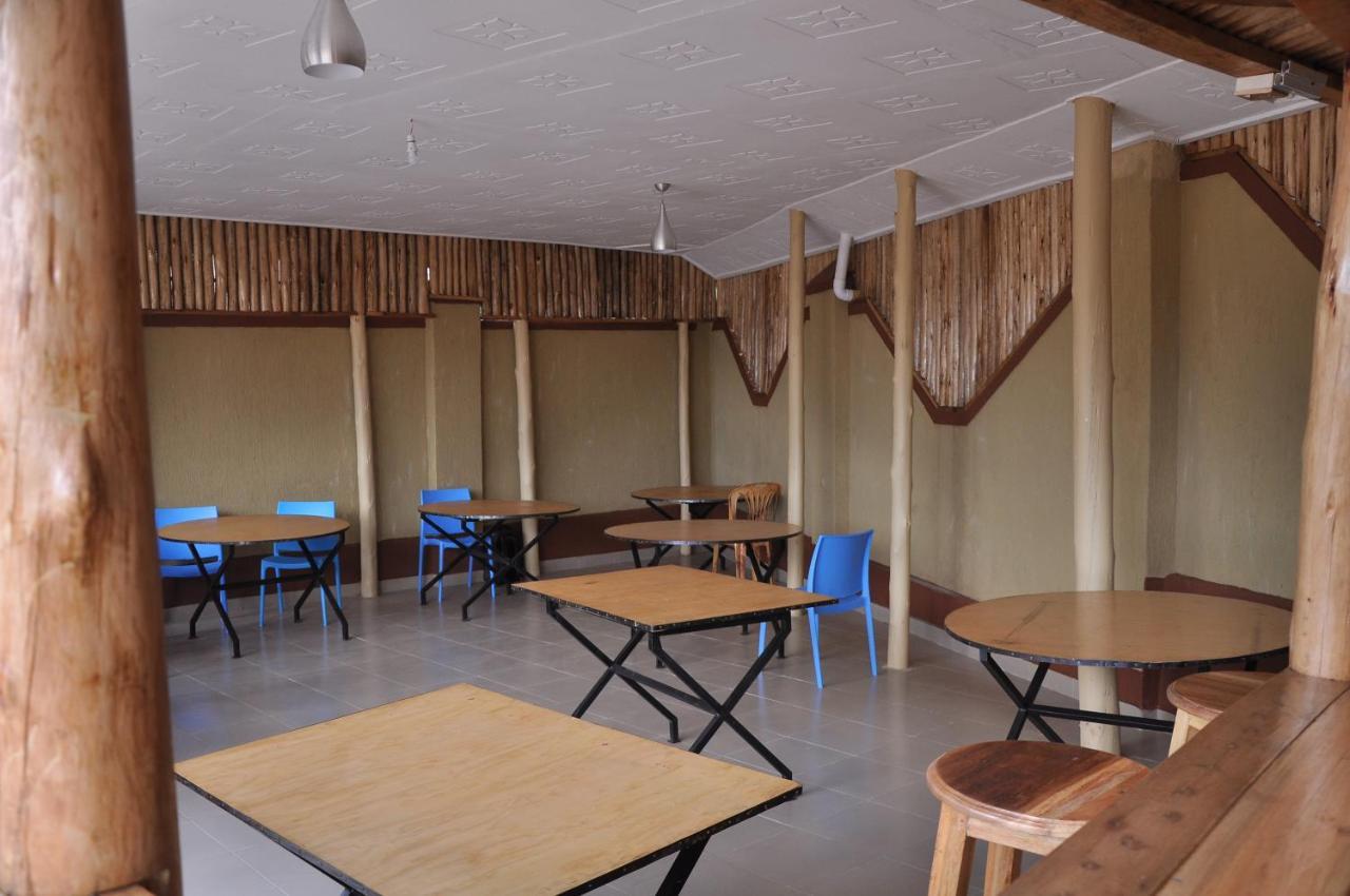 Golden View Hotel Ibanda Exterior photo