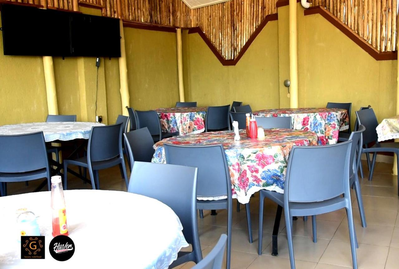 Golden View Hotel Ibanda Exterior photo